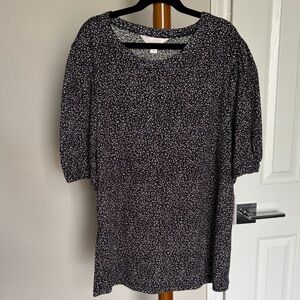 ❤️$10 NWT Lauren Conrad Size Small Floral Top